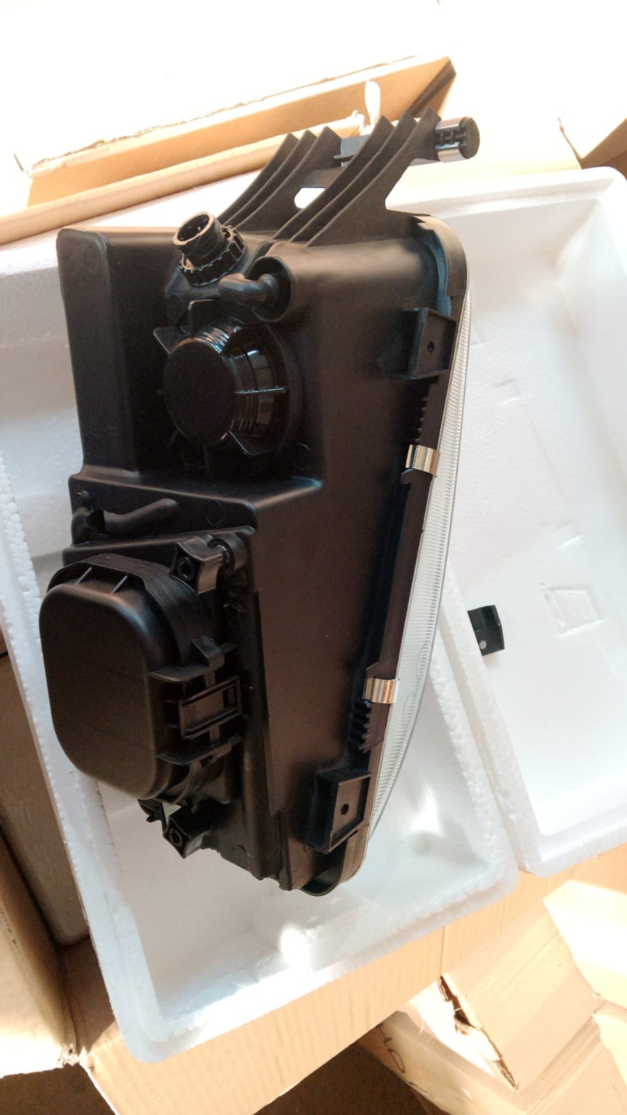 81251016638 Óptico Derecho MAN TGS uso Parachoques de Acero Faenero año 2017 regulación manual, Origen ASIA Ref. 81.25101-6638